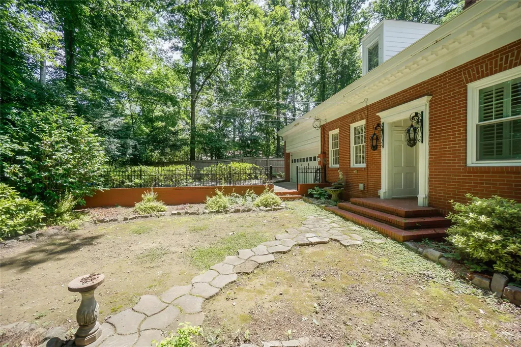 620 N 9th Street Albemarle NC 28001