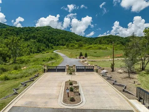 99999 Biltmore View Lane Candler NC 28715
