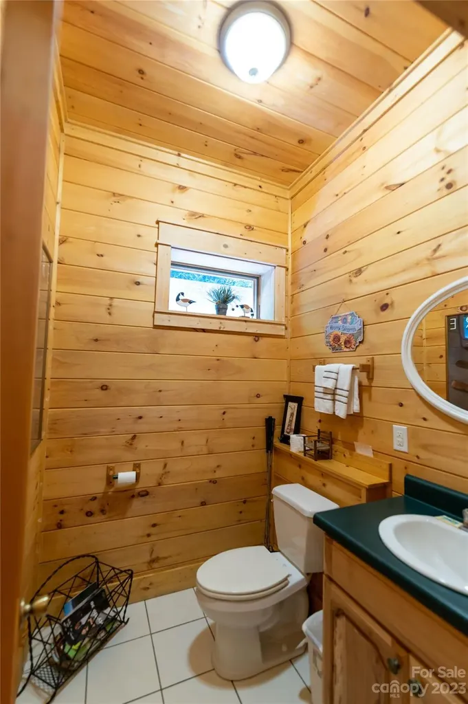 120 Brookwood Lane Burnsville NC 28714