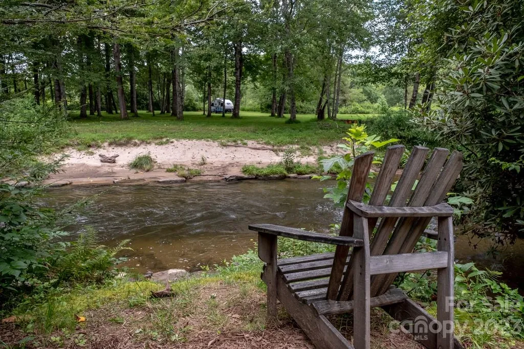427 Quarry Road Lake Toxaway NC 28747