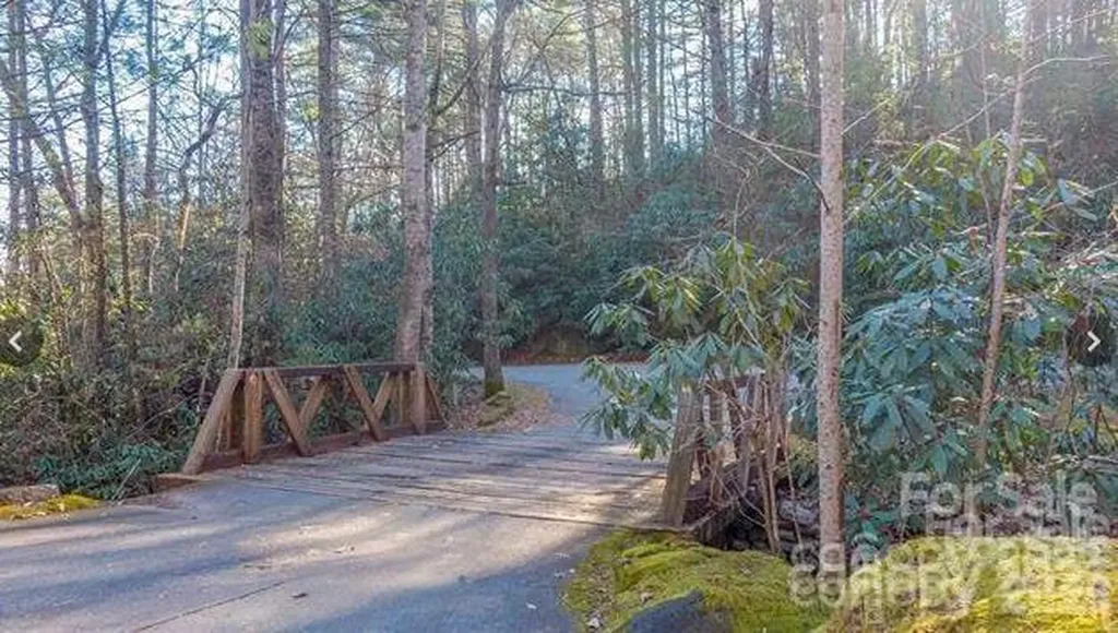 Lot #22 Toxaway Falls Drive Lake Toxaway NC 28747