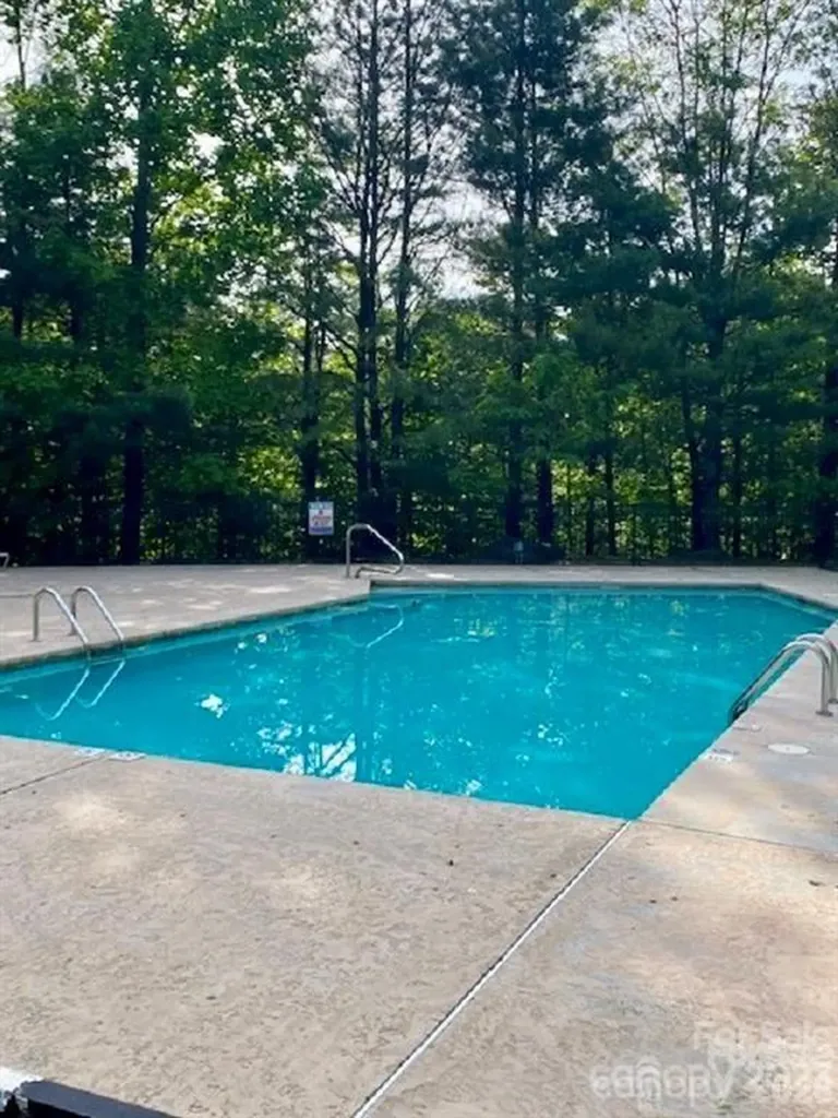 Lot #22 Toxaway Falls Drive Lake Toxaway NC 28747