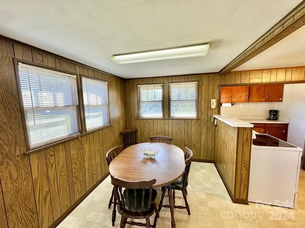 565 Neely Road Brevard NC 28712