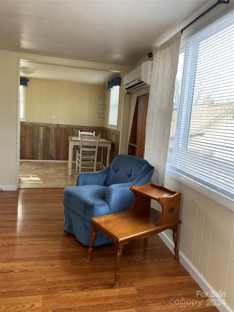 565 Neely Road Brevard NC 28712