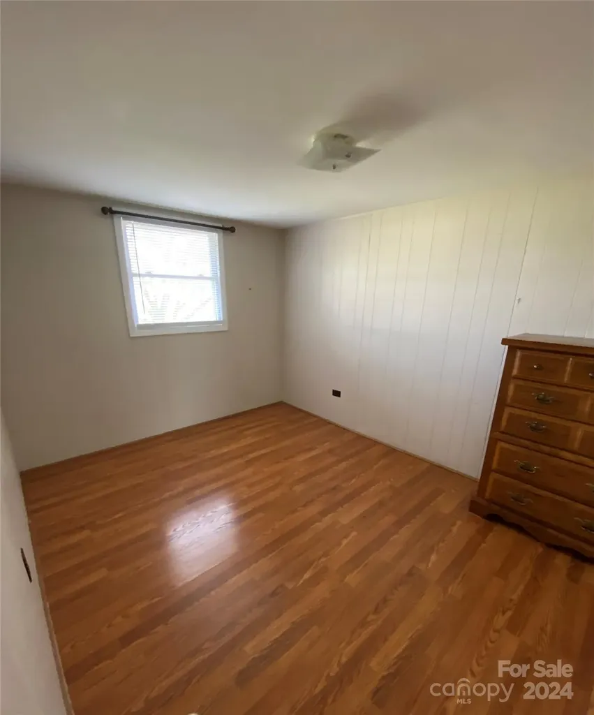 565 Neely Road Brevard NC 28712