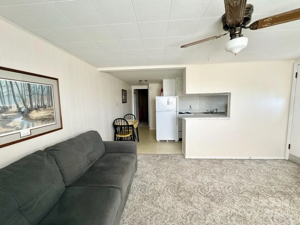 565 Neely Road Brevard NC 28712