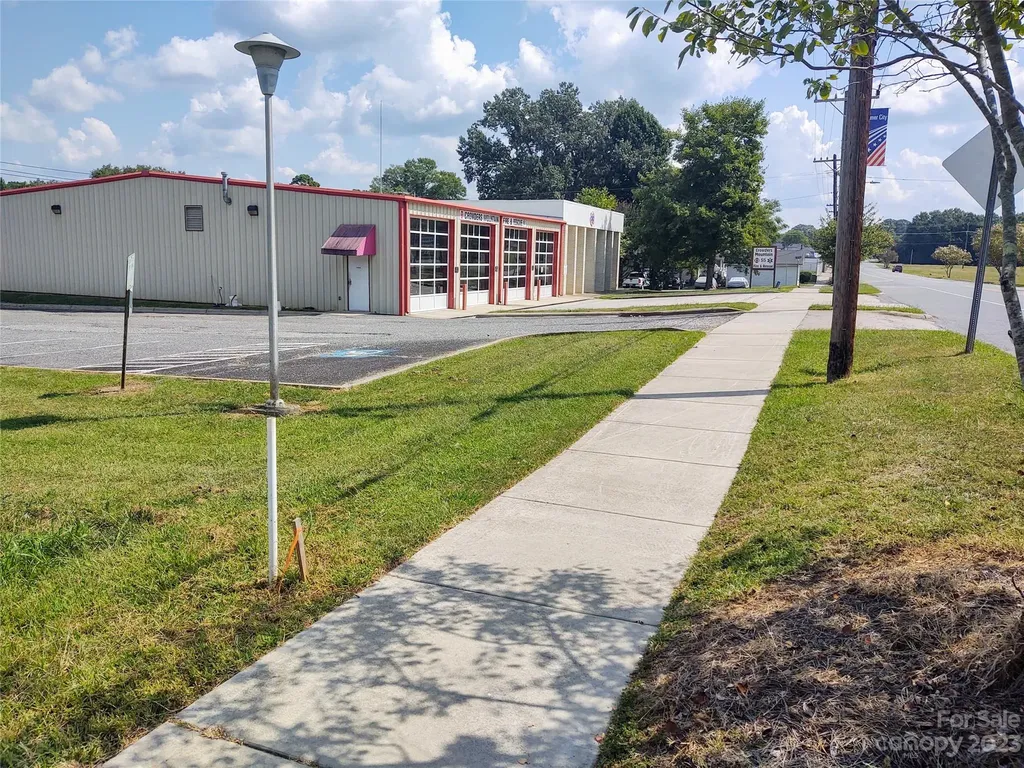 207 Virginia Avenue Bessemer City NC 28016