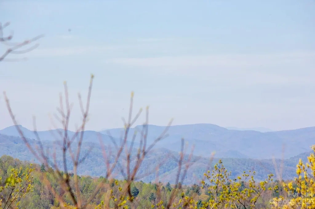 Lot# 513 Fire Crest Lane Lenoir NC 28645