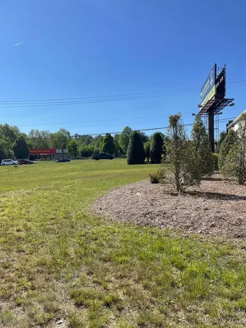 123 Francis Road Hendersonville NC 28792