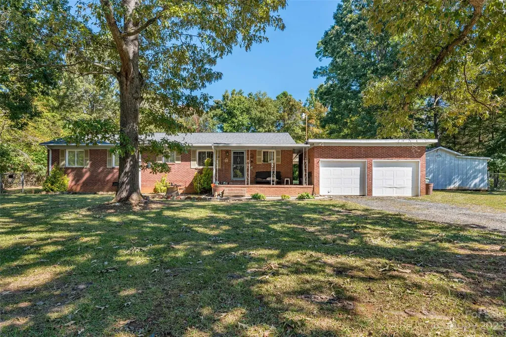 11434 Tema Circle Charlotte NC 28214