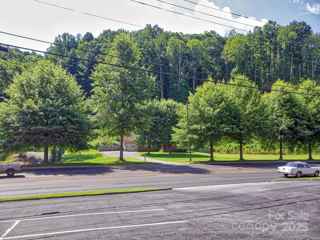 1460 Russ Avenue Waynesville NC 28786