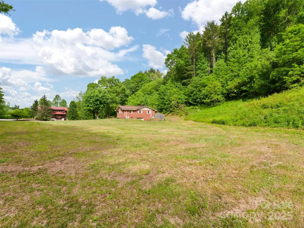 1460 Russ Avenue Waynesville NC 28786