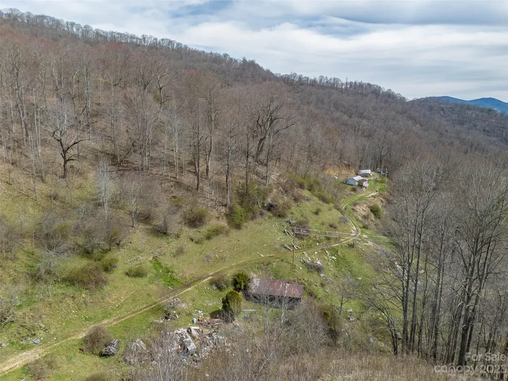 00 Wesley Creek Road Clyde NC 28721