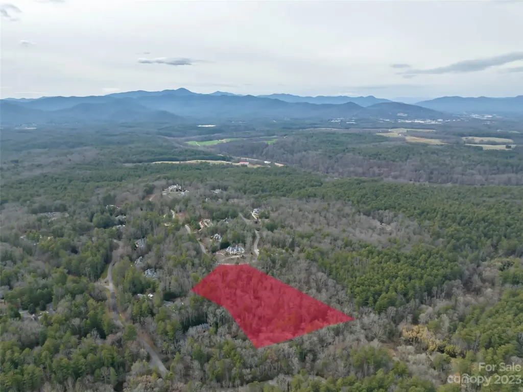 9999 Cedar Hill Drive Asheville NC 28803