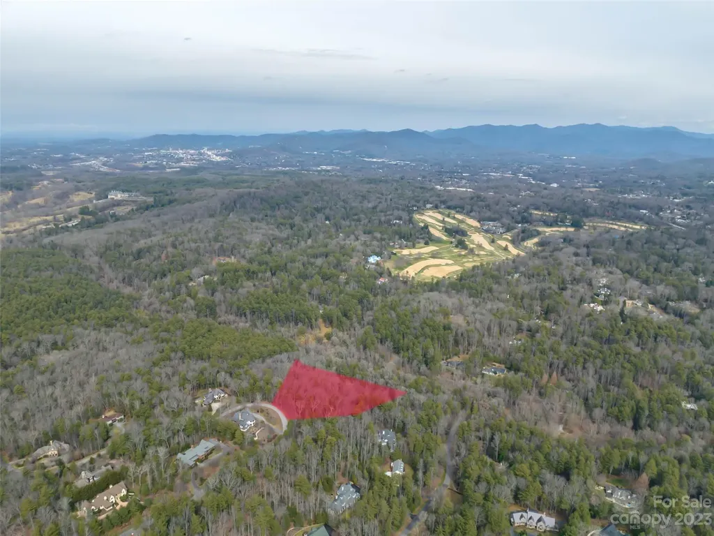 9999 Cedar Hill Drive Asheville NC 28803