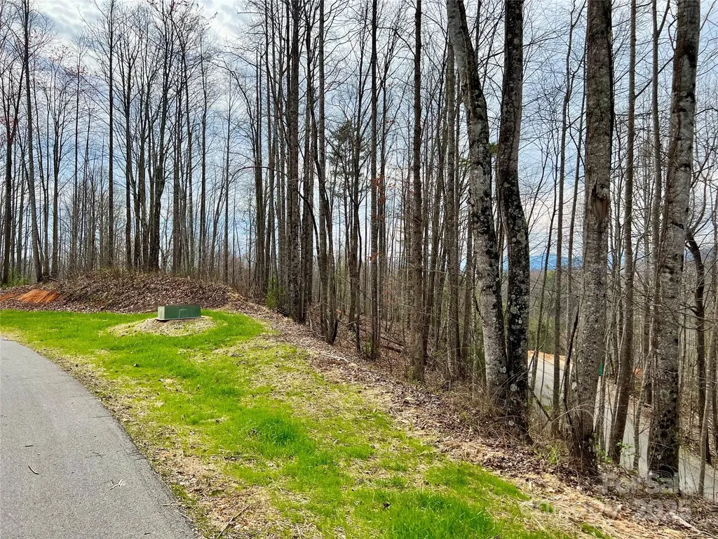 2.1 Acre Lot 930 Soaring Top Lane Lenoir NC 28645
