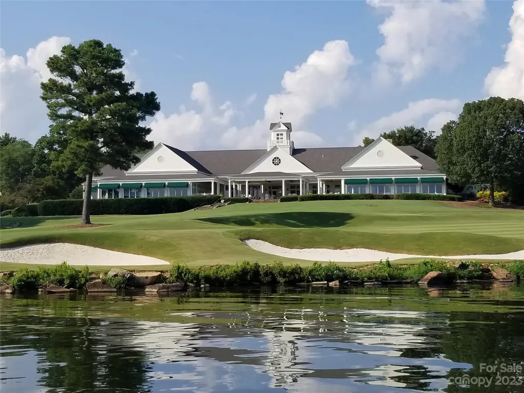 171 Yadkin Falls Badin Lake NC 28127