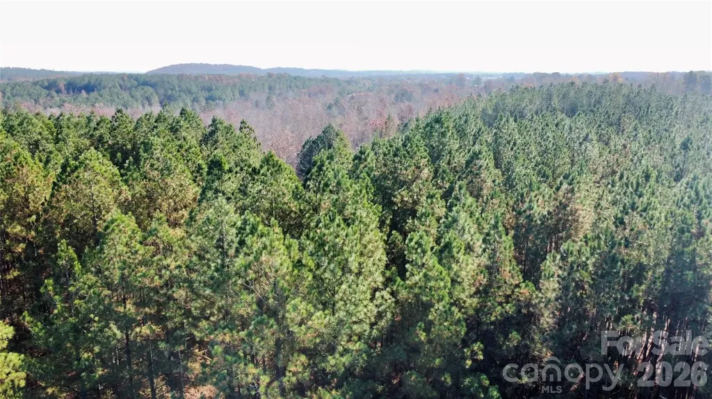 127 Whispering Pines Lane Mooresboro NC 28114