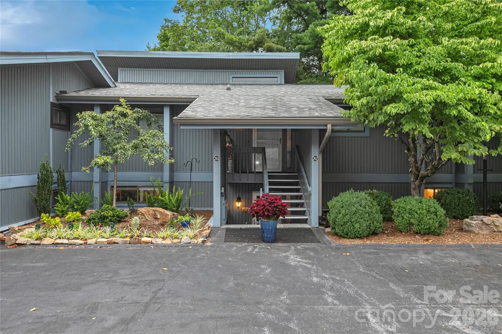 264 Tinequa Drive Brevard NC 28712