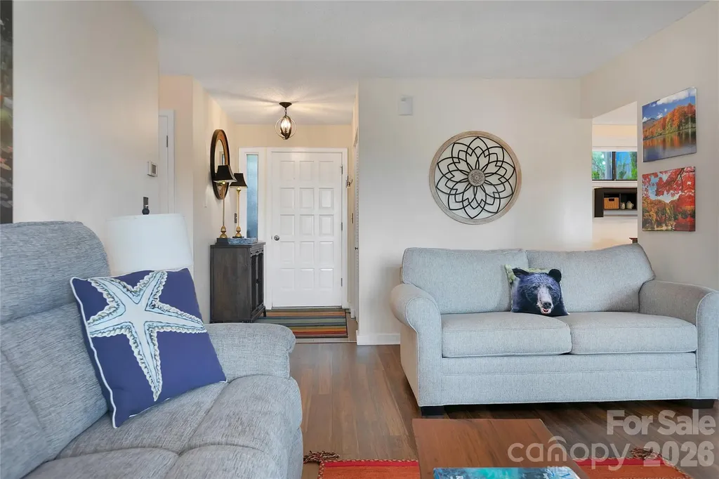 264 Tinequa Drive Brevard NC 28712