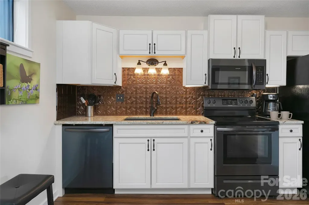 264 Tinequa Drive Brevard NC 28712