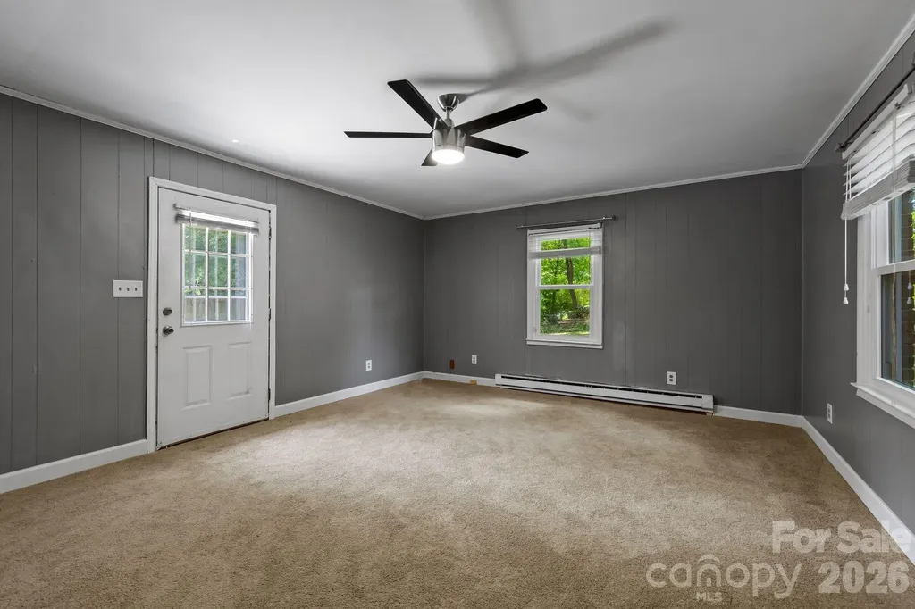 6435 Bridlewood Lane Charlotte NC 28215