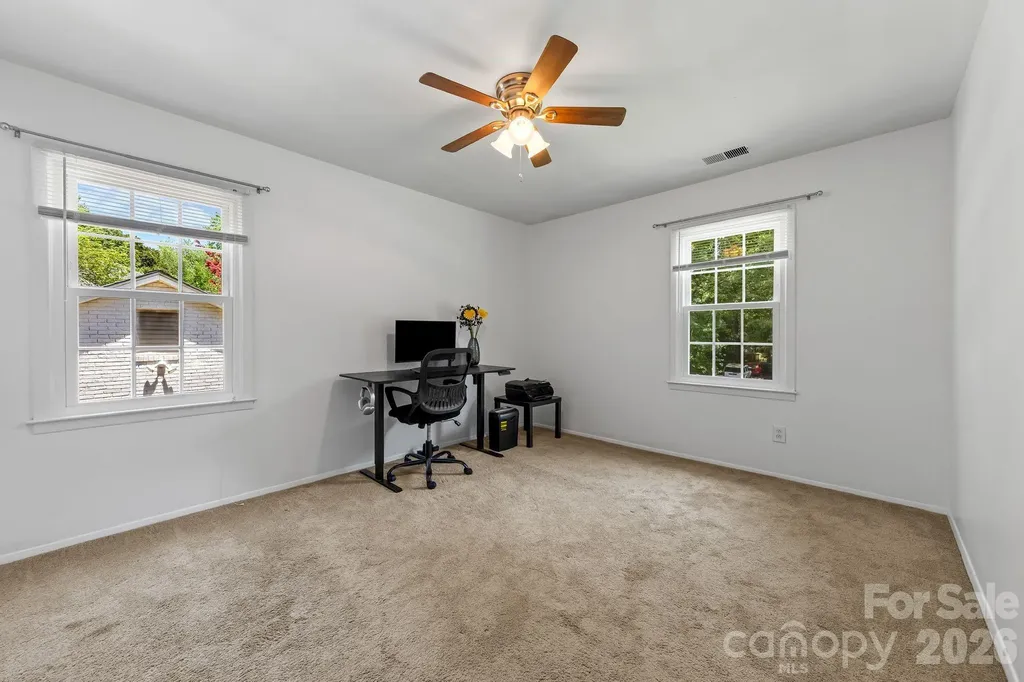 6435 Bridlewood Lane Charlotte NC 28215