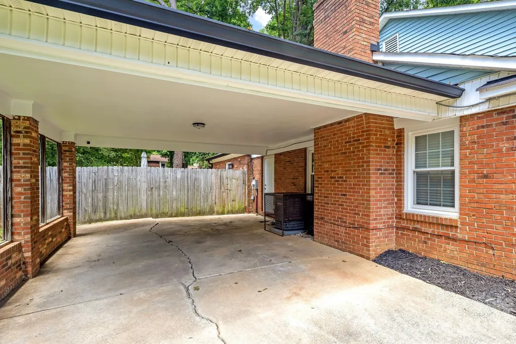 6435 Bridlewood Lane Charlotte NC 28215