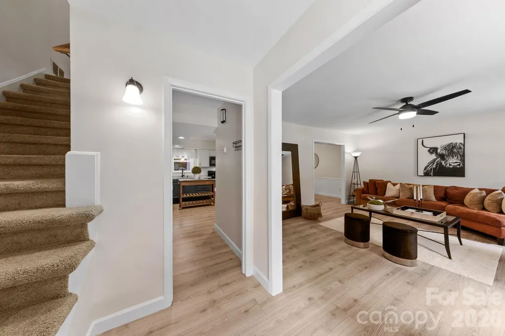 6435 Bridlewood Lane Charlotte NC 28215
