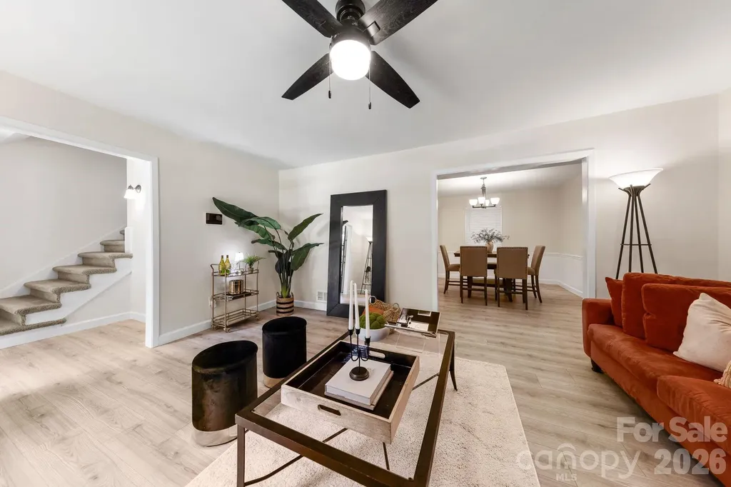 6435 Bridlewood Lane Charlotte NC 28215