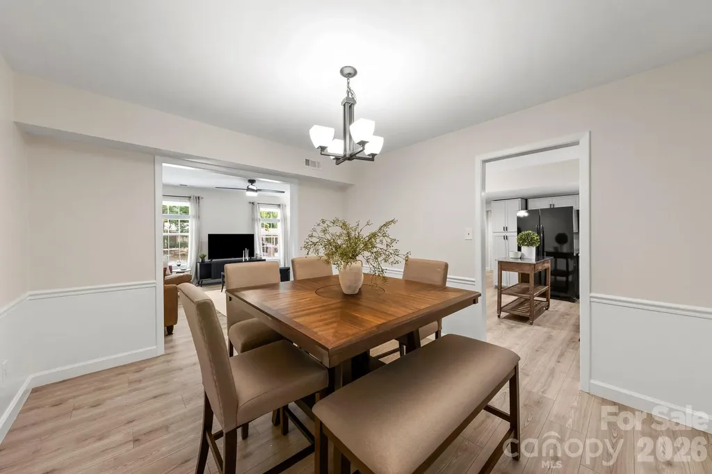 6435 Bridlewood Lane Charlotte NC 28215