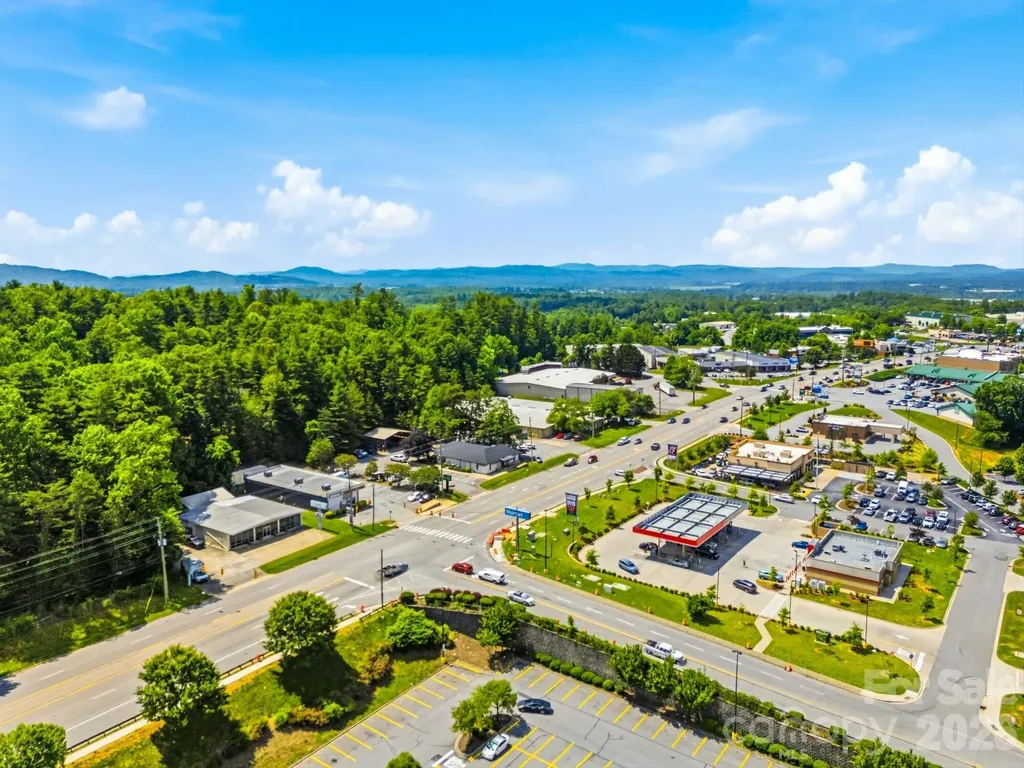 71 Airport Road Arden NC 28704