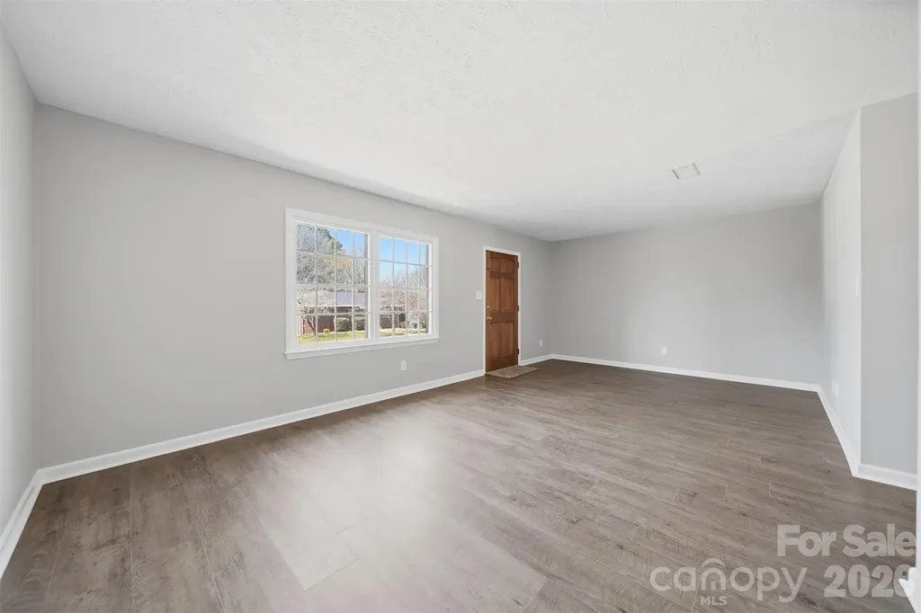 414 7th Street NE Hickory NC 28601