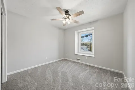 414 7th Street NE Hickory NC 28601