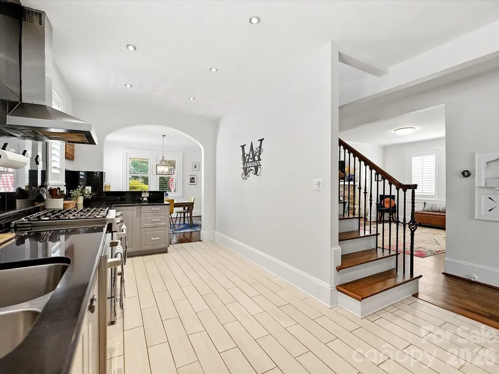 1822 Lombardy Circle Charlotte NC 28203