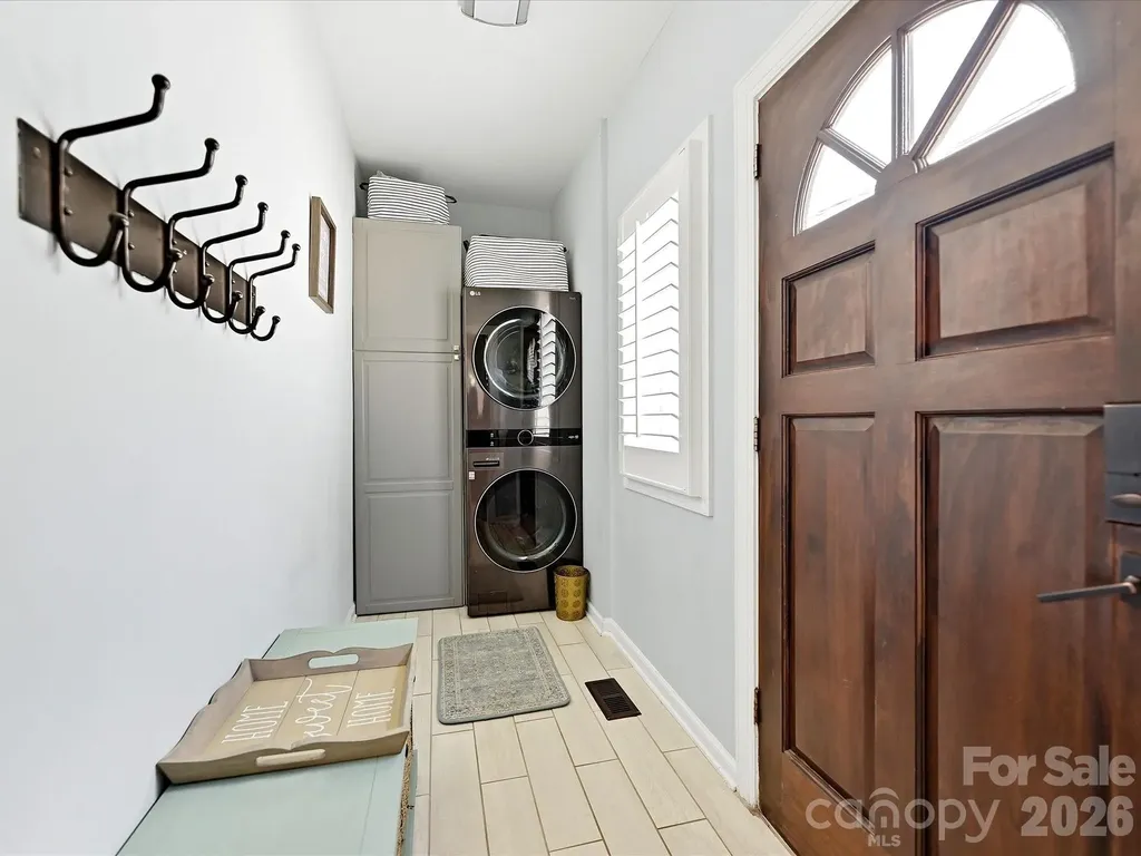1822 Lombardy Circle Charlotte NC 28203