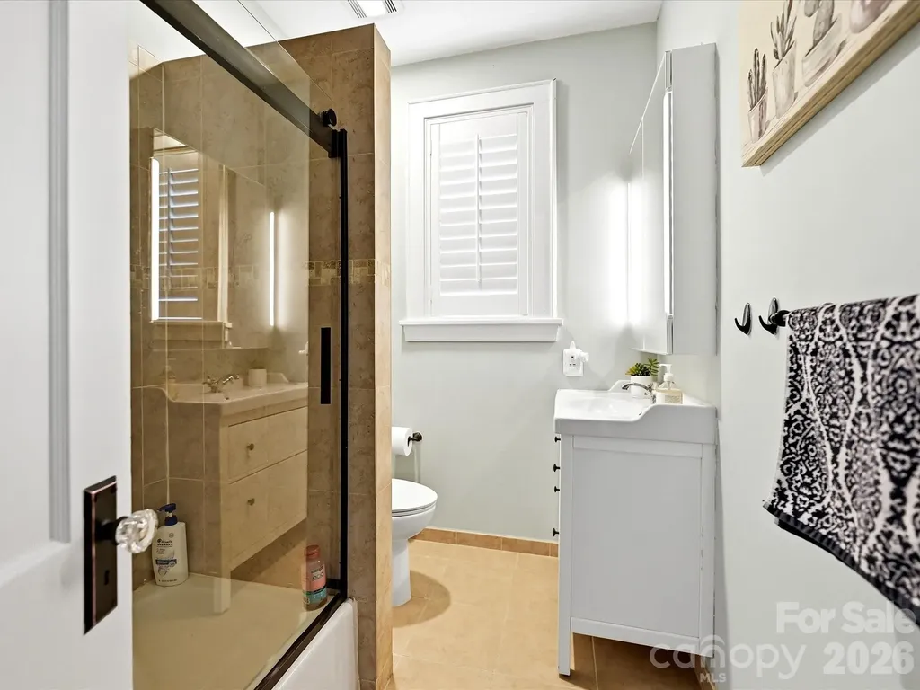 1822 Lombardy Circle Charlotte NC 28203