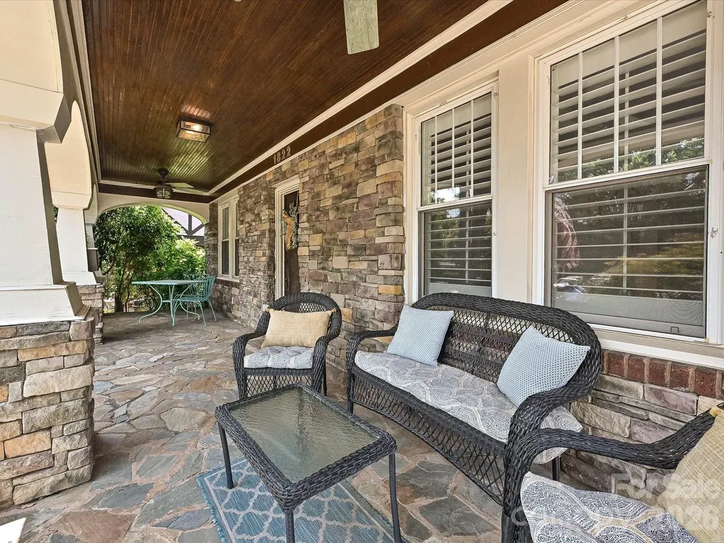 1822 Lombardy Circle Charlotte NC 28203