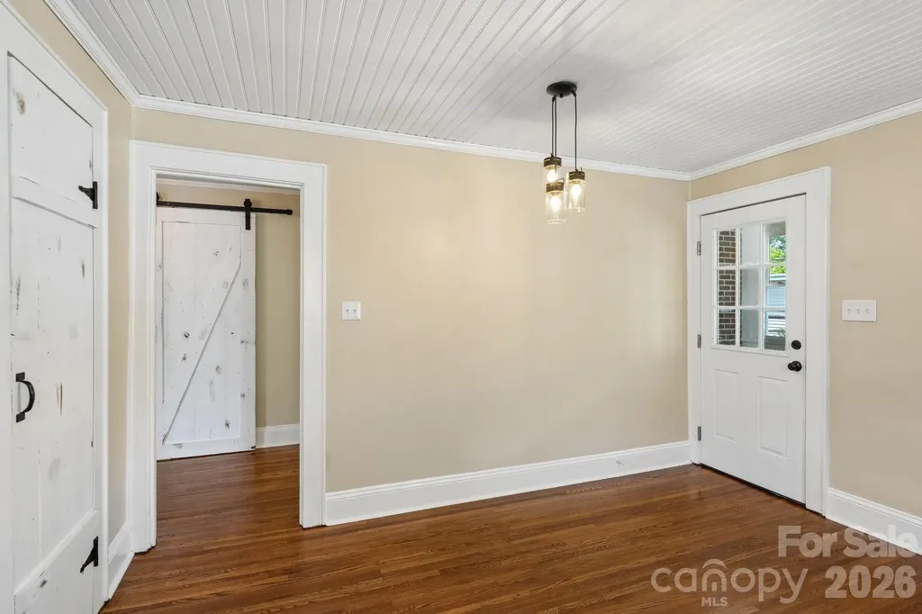 1135 13th Avenue Hickory NC 28601