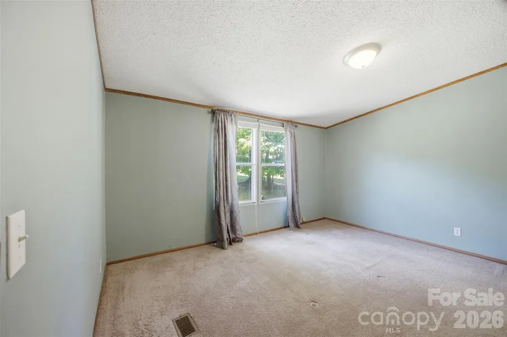 146 Mcintyre Road Cherryville NC 28021