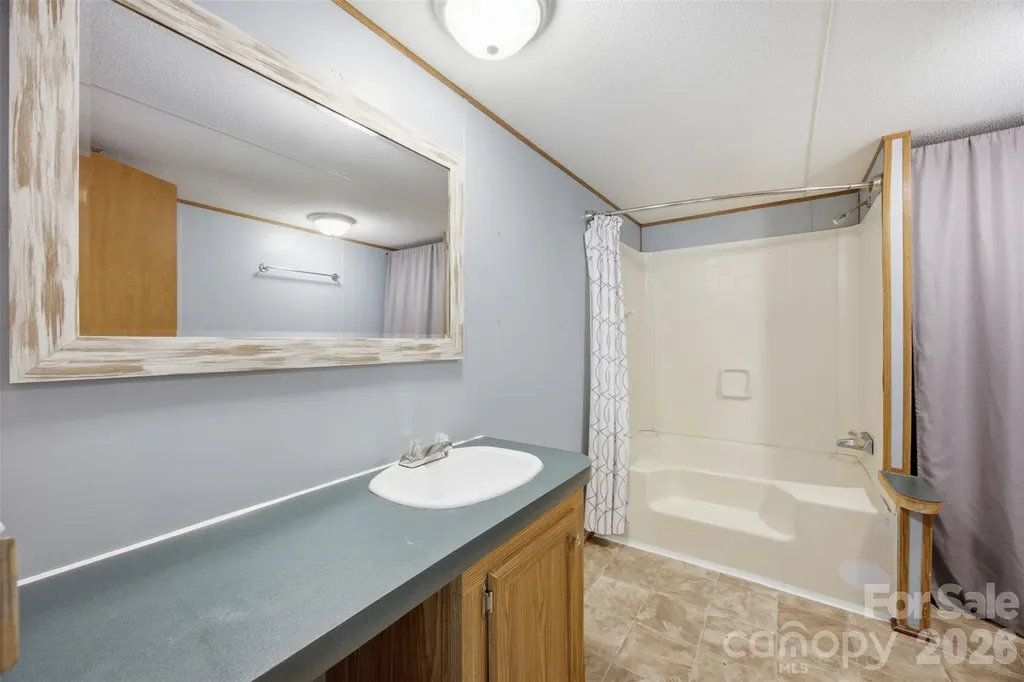146 Mcintyre Road Cherryville NC 28021