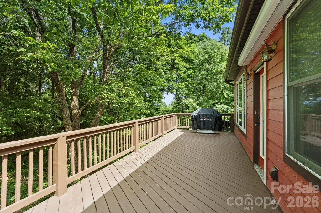 100 Crestgrove Drive Flat Rock NC 28731