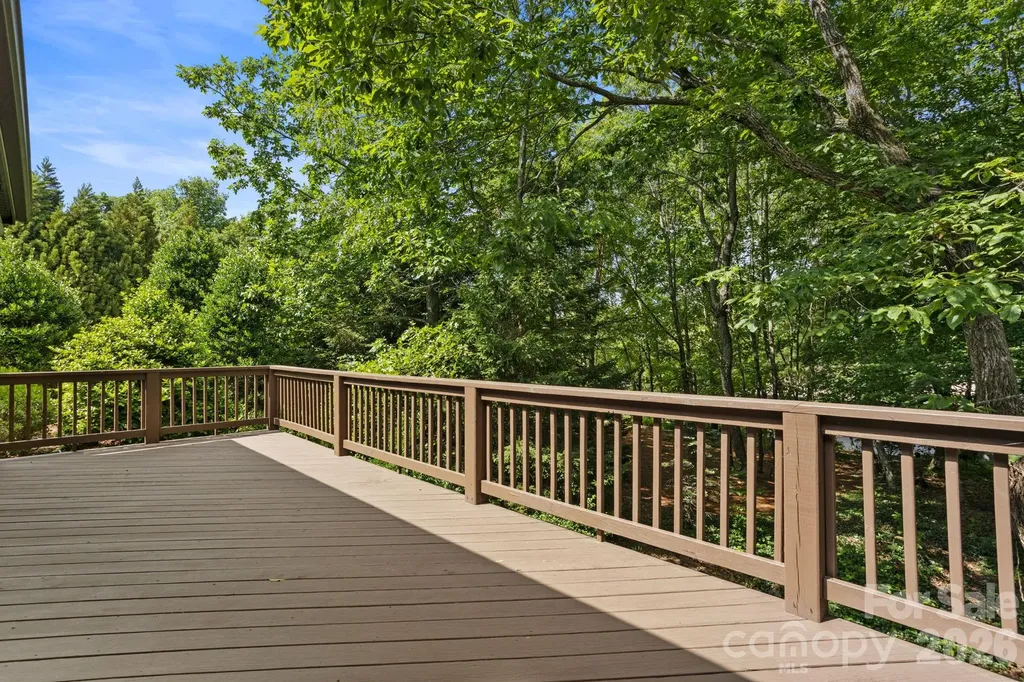 100 Crestgrove Drive Flat Rock NC 28731