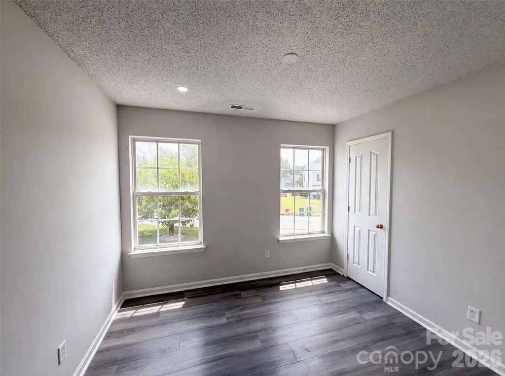 11220 Northwoods Forest Drive Charlotte NC 28214