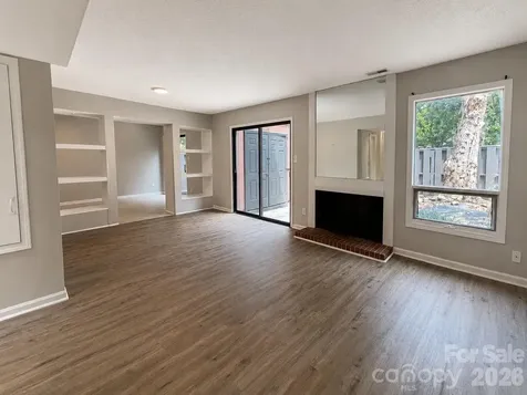 6101 Honeysuckle Lane Charlotte NC 28212