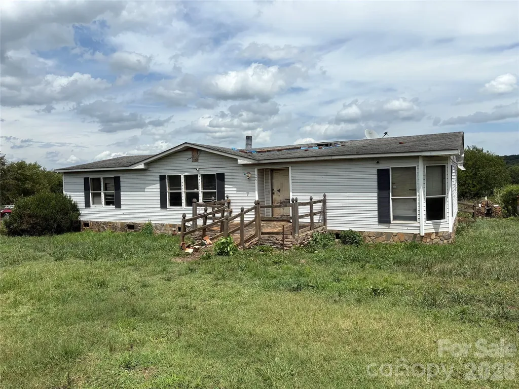 5954 Charlie Little Road Claremont NC 28610