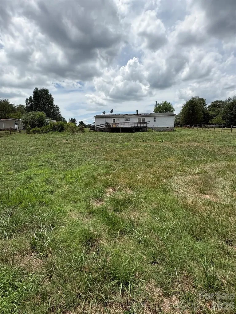 5954 Charlie Little Road Claremont NC 28610