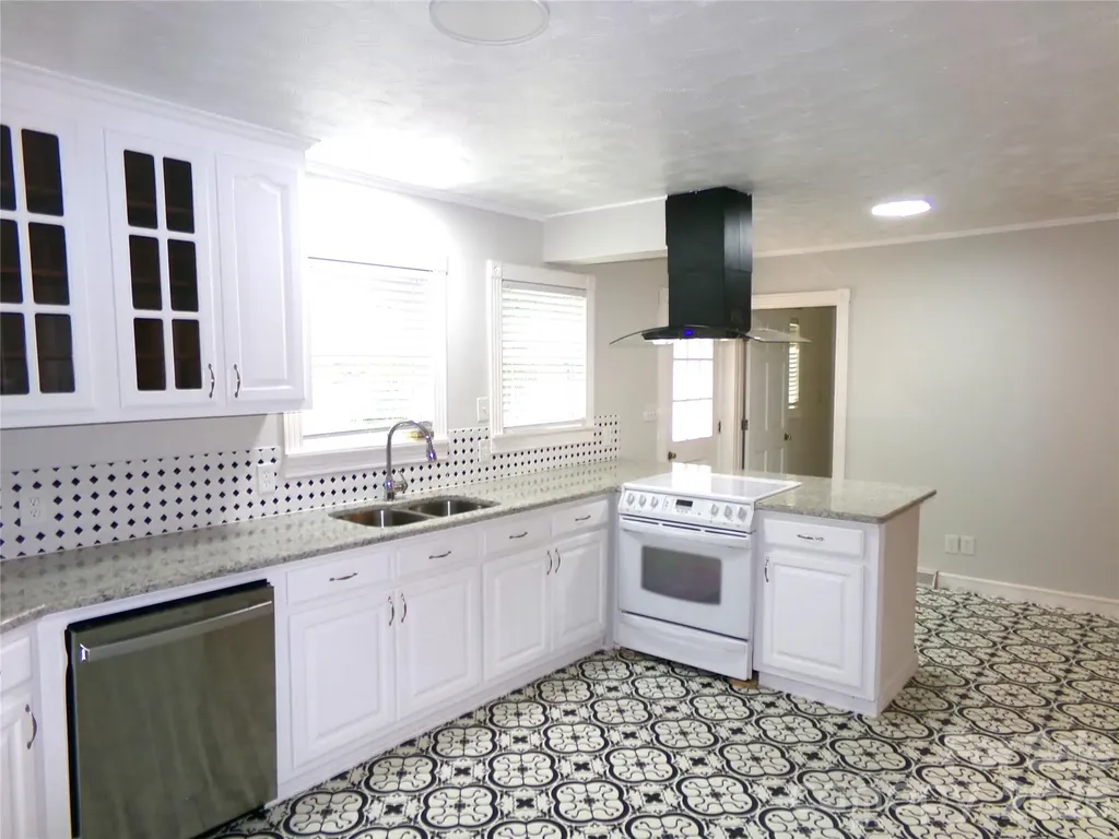 33949 Rocky River Road Norwood NC 28128