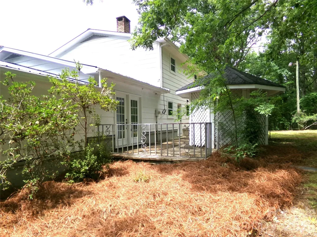 33949 Rocky River Road Norwood NC 28128
