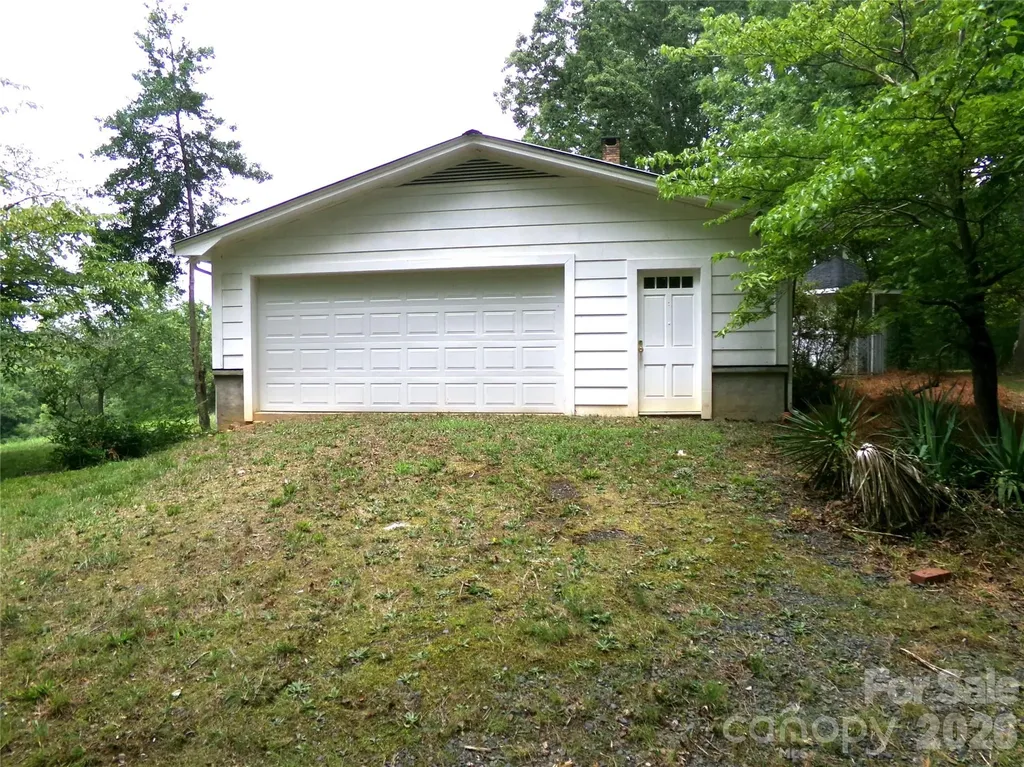 33949 Rocky River Road Norwood NC 28128